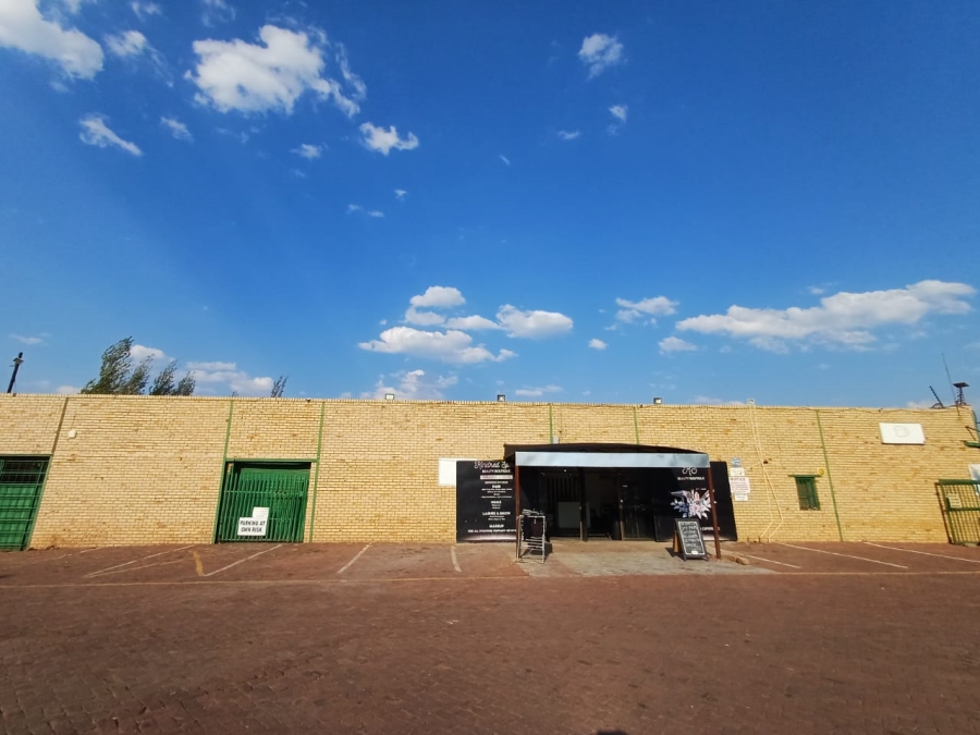 Commercial Property for Sale in Ikageng North West